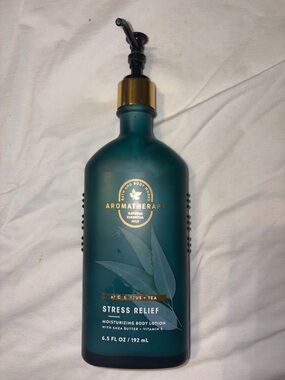 Bath & Body Works Aromatherapy Stress Relief Lotion - Teal & Gold